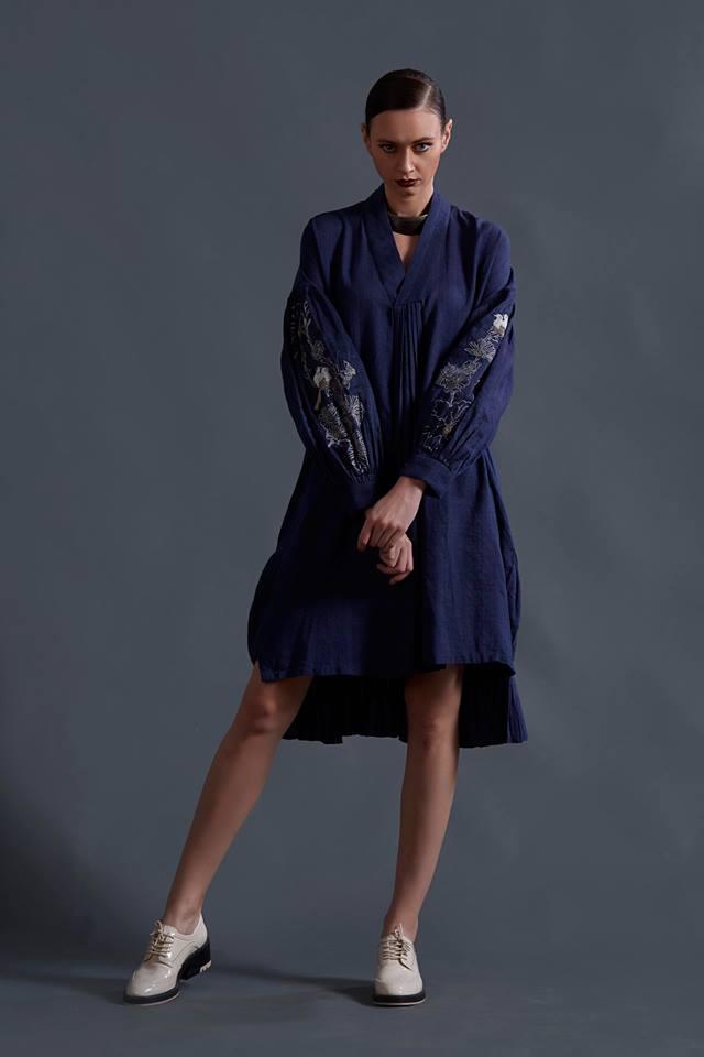 BALLOON SLEEVE DRESS