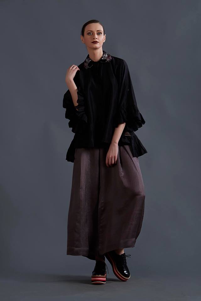 Black Asymmetric Top
