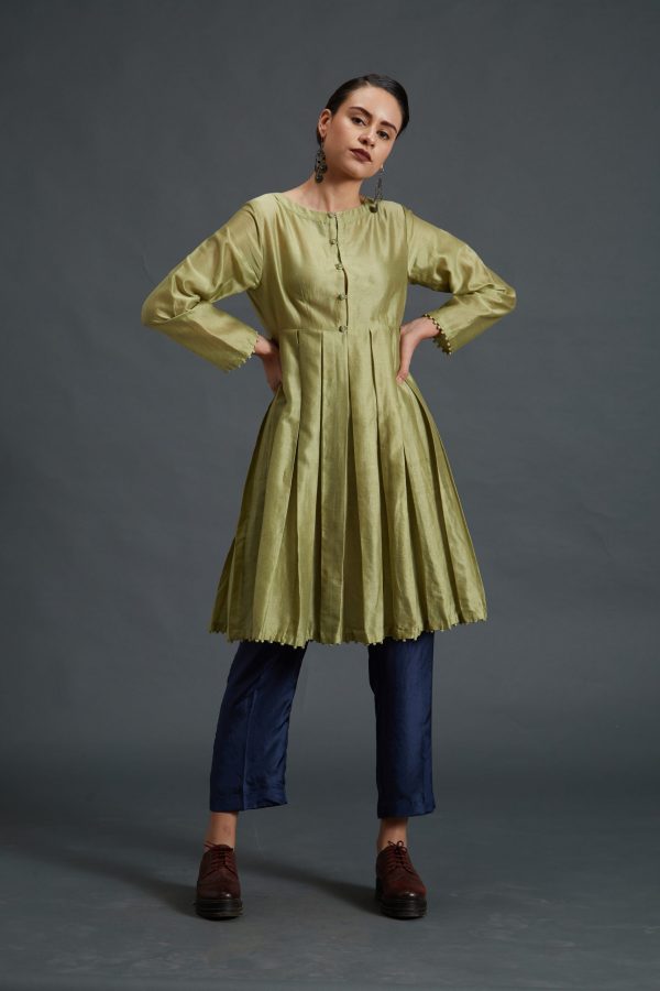 Chanderi Kurti and Habutai Silk Cropped Pants Set up with Jacket