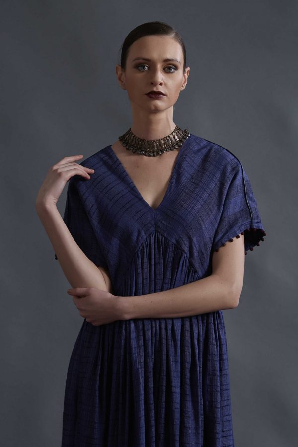 V Neck Mexi Dress