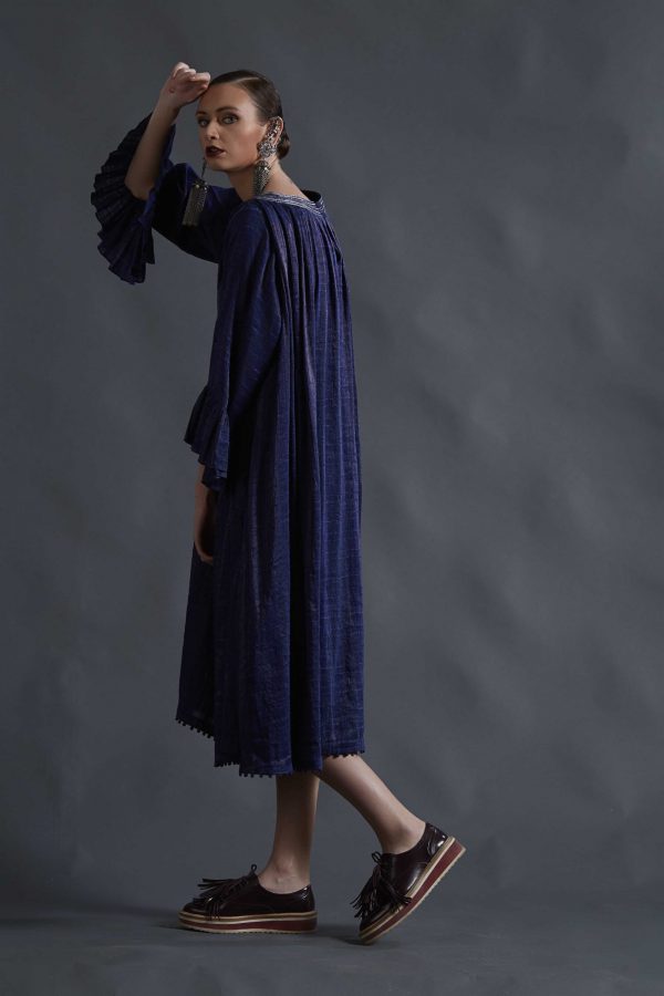 TENT DRESS IN LINEN SILK ZARI BLEND