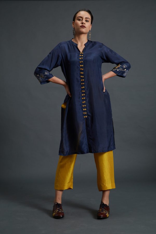 Habutai Silk Kurti with Potli buttons and Cropped Pants