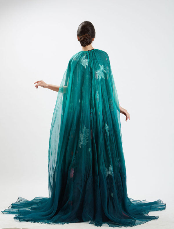 SHEER OMBRE CAPE